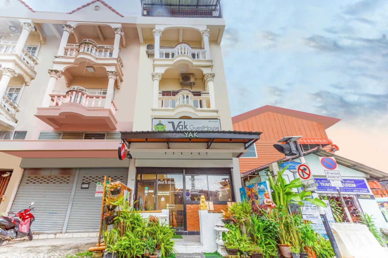 Oyo 489 Yak Hostel Chiang Mai Luaran gambar