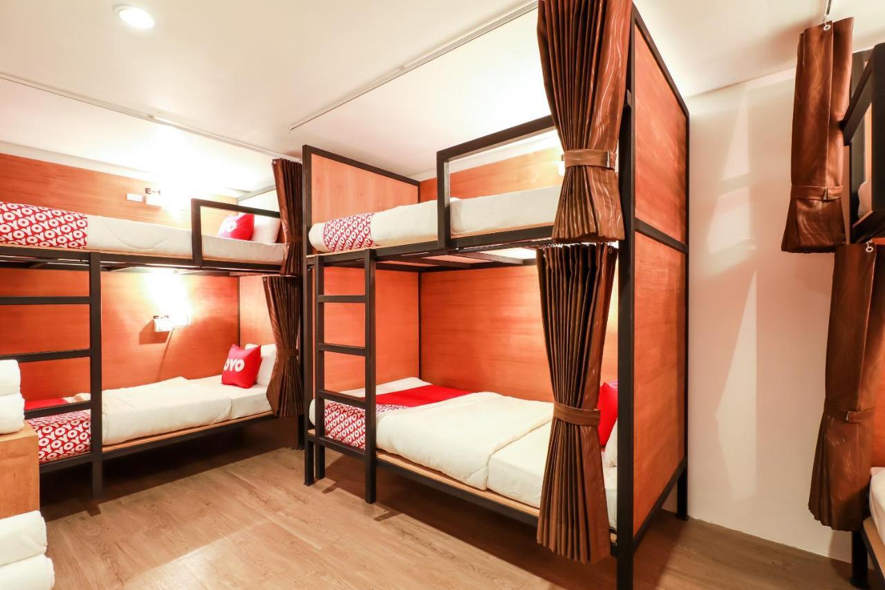 Oyo 489 Yak Hostel Chiang Mai Luaran gambar